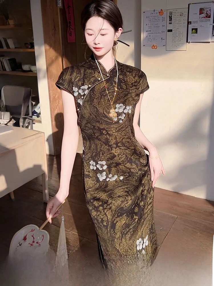 Hand-Painted Short-Sleeve Silk Dress Chinese Style Float Carving Silk Women's High-End Feeling Daily Wear ...
Hand-Painted Short-Sleeve Silk Dress Chinese Style Float Carving Silk Women's High-End Feeling Daily Wear ...