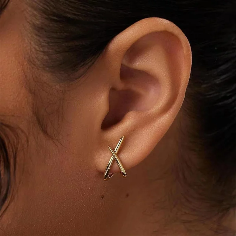 Women Trendy Gold Color Cross Stud Earrings for Women Metal Simple Minimalist Earrings Fashion Jewelry 2024 Gifts
Women Trendy Gold Color Cross Stud Earrings for Women Metal Simple Minimalist Earrings Fashion Jewelry 2024 Gifts 