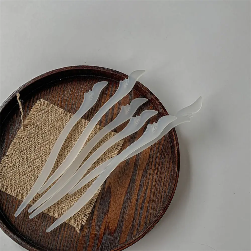 Fairy and Devil Imitation White Jade For Ladies For Women For Men Hair Accessories Hair Stick Hairpin Chinese Style Hair Fork
Fairy and Devil Imitation White Jade For Ladies For Women For Men Hair Accessories Hair Stick Hairpin Chinese Style Hair Fork