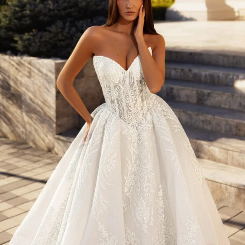 Ivory White Appliques Wedding Dresses off-shoulder glitter Lace decal A skirt Gowns Made wedding dress Customized
Ivory White Appliques Wedding Dresses off-shoulder glitter Lace decal A skirt Gowns Made wedding dress Customized