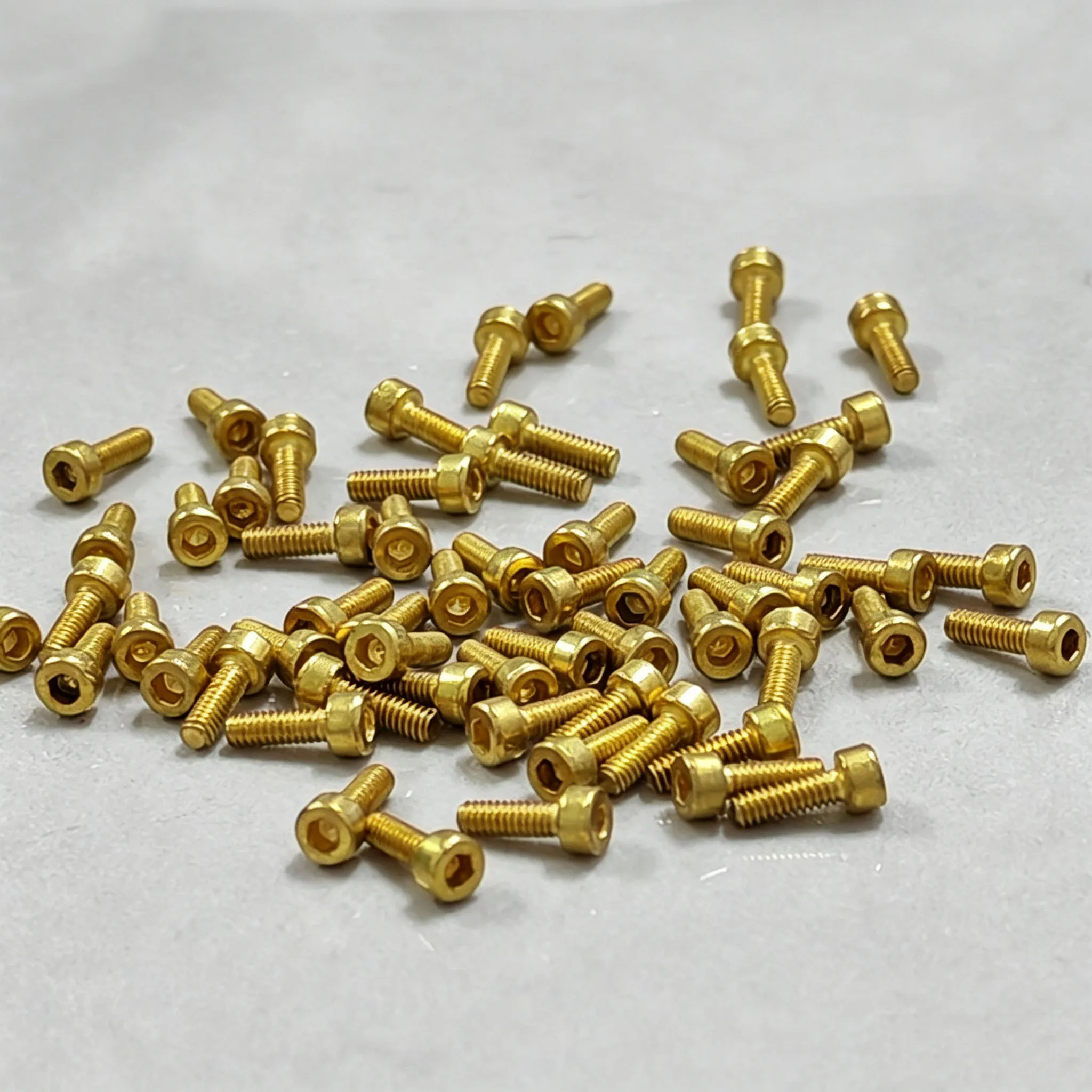 M2 M2.5 M3 M4 M5 M6 M8 M10 Pure Brass Hex Socket Cap Head Screws High Strength Allen Bolts
M2 M2.5 M3 M4 M5 M6 M8 M10 Pure Brass Hex Socket Cap Head Screws High Strength Allen Bolts