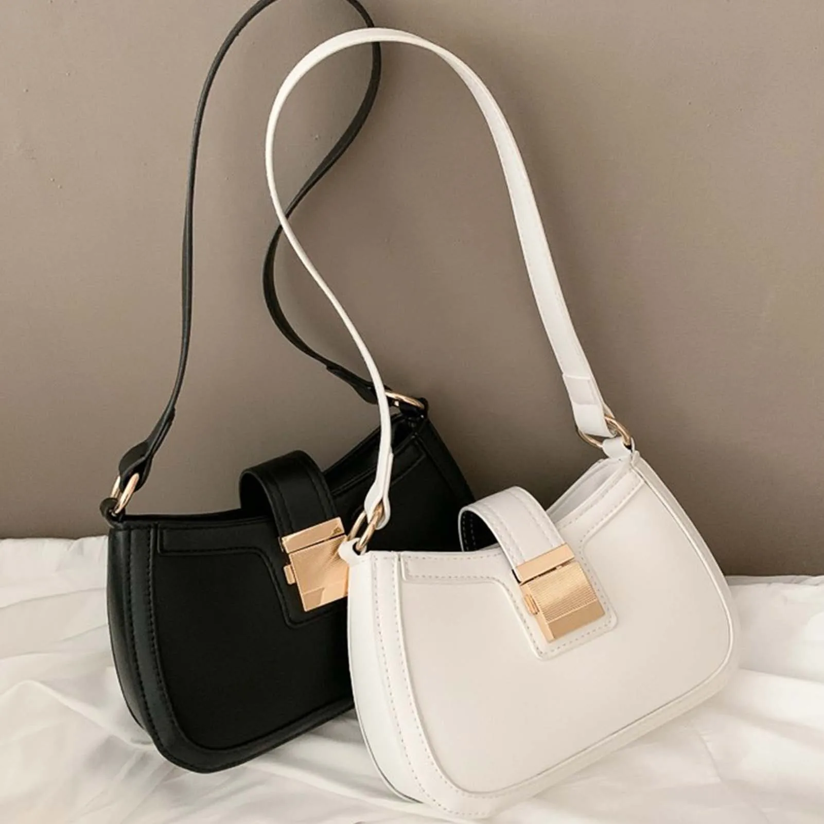 Women's Shoulder Bag With Squared Golden Buckle Multifunctional Cosmetic Bag For Working Office
Women's Shoulder Bag With Squared Golden Buckle Multifunctional Cosmetic Bag For Working Office