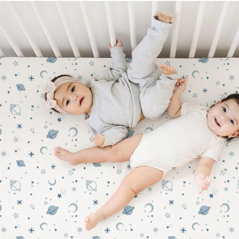 1/2 шт. 135*71 см дышащие хлопковые простыни для детской кроватки, наматрасник, мягкий комплект постельного белья, однотонная детская простыня
1/2 шт. 135*71 см дышащие хлопковые простыни для детской кроватки, наматрасник, мягкий комплект постельного белья, однотонная детская простыня