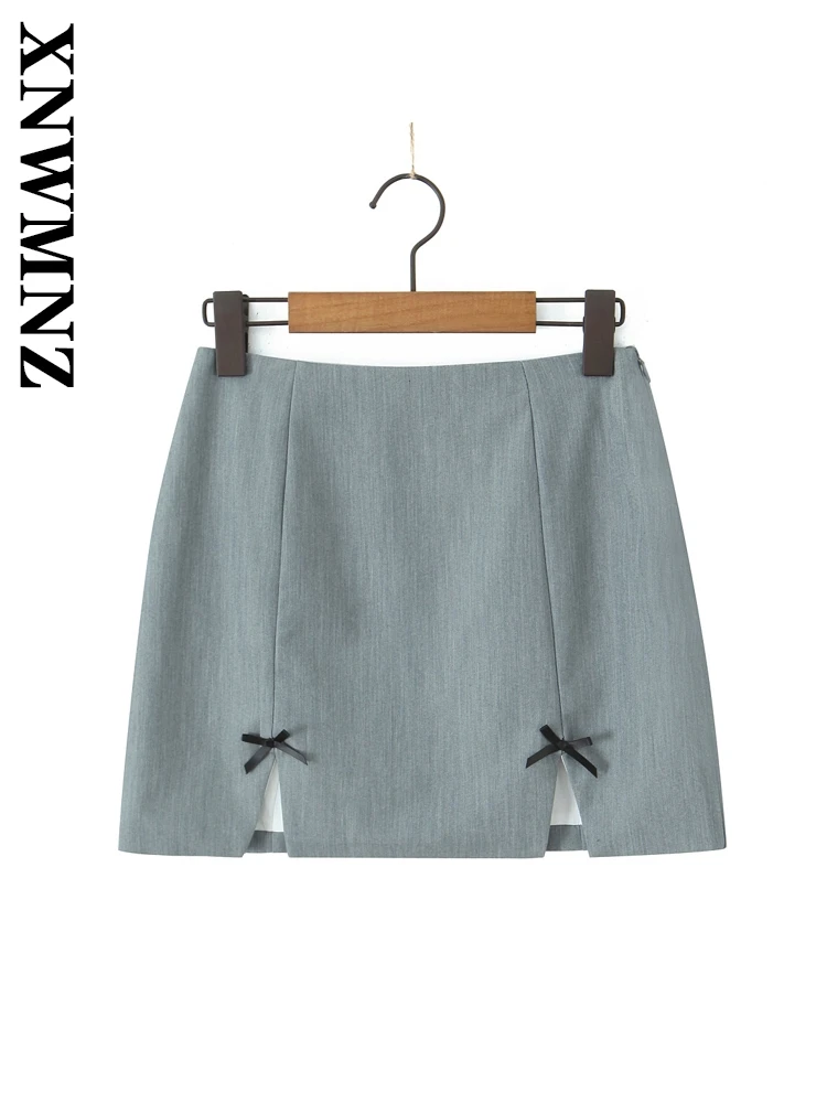XNWMNZ 2025 Summer Woman Casual Side Zipper Bottoms High Waist Vintage Lady A-lineskirt Ruffles Regular Fit Bowknot Mini Skirt
XNWMNZ 2025 Summer Woman Casual Side Zipper Bottoms High Waist Vintage Lady A-lineskirt Ruffles Regular Fit Bowknot Mini Skirt