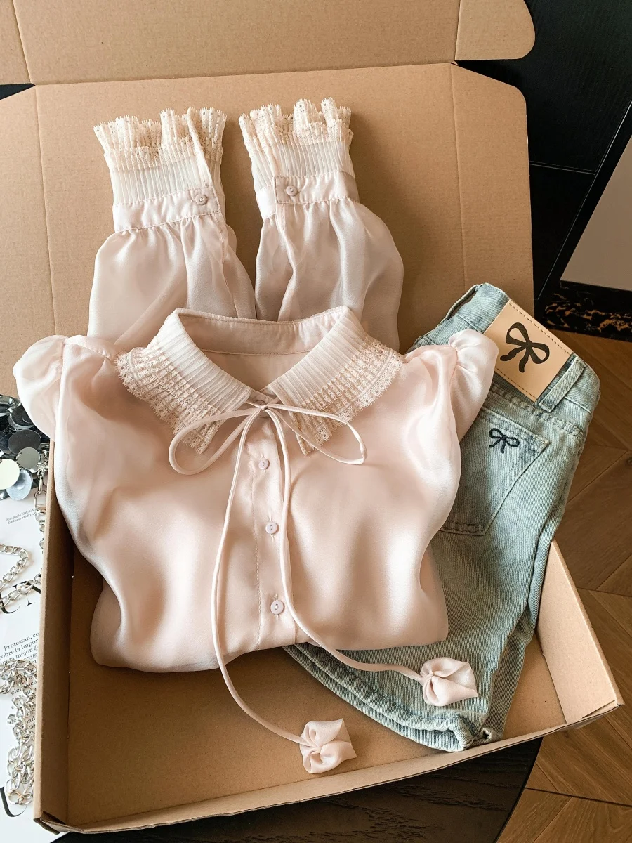 French Style Lace Trim Belted Bubble Sleeve Chiffon Shirt Women Spring Autumn Anti Aging Top Elegant Casual Long Sleeve Blouse
French Style Lace Trim Belted Bubble Sleeve Chiffon Shirt Women Spring Autumn Anti Aging Top Elegant Casual Long Sleeve Blouse