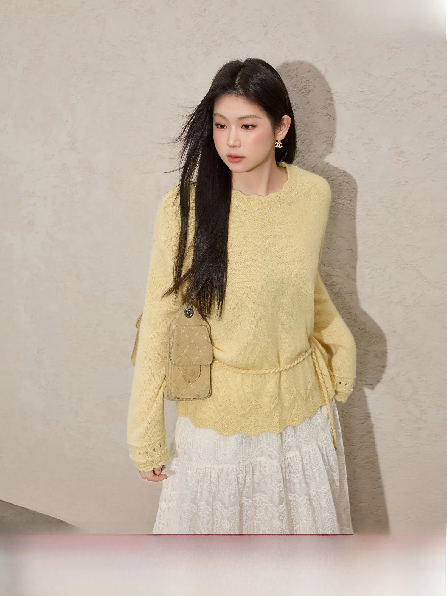 Желтый вязаный свитер-базовый слой женский свободного кроя с вырезами, больших размеров, весенний, новый, милый, с поясом
Желтый вязаный свитер-базовый слой женский свободного кроя с вырезами, больших размеров, весенний, новый, милый, с поясом