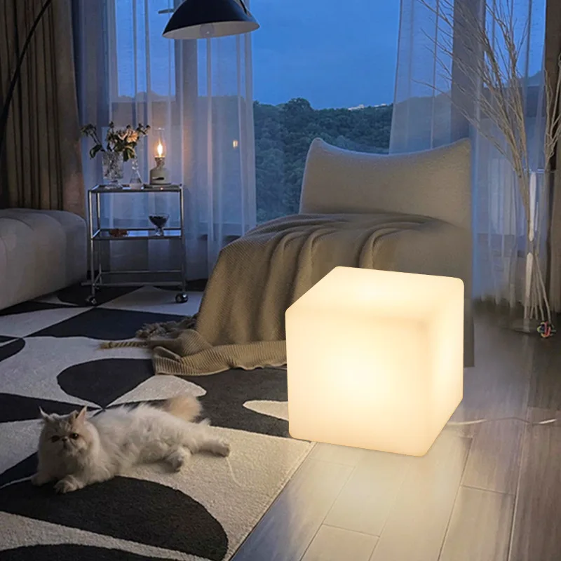 Simple Cube Floor Lamp Living Room Light Bedroom Decorative Atmosphere Lamp LED 3D Cube Floor Lights Luxury Table Lamp
Simple Cube Floor Lamp Living Room Light Bedroom Decorative Atmosphere Lamp LED 3D Cube Floor Lights Luxury Table Lamp