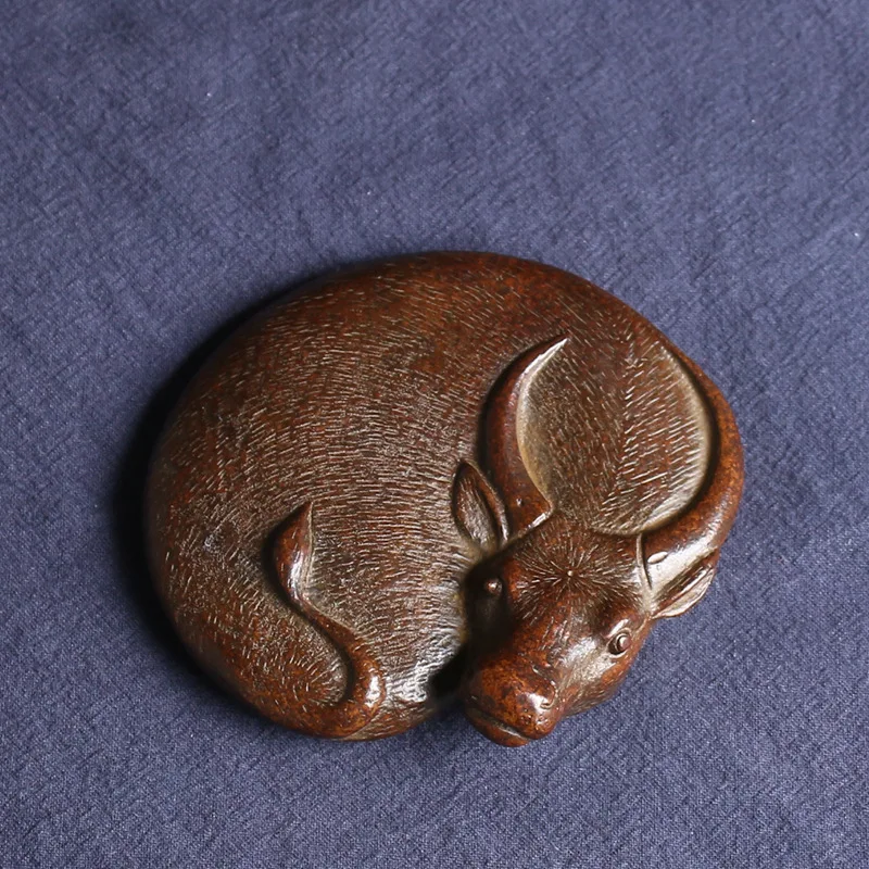 Retro Solid Transfer Cow Study Paperweight Paper Play Coffee Table Desktop Desk Antique Ornaments Crafts
Retro Solid Transfer Cow Study Paperweight Paper Play Coffee Table Desktop Desk Antique Ornaments Crafts