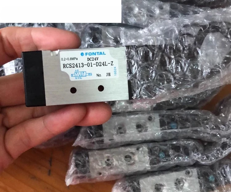 FONTAL RCS2413-01-D24L-Z оригинальный электромагнитный клапан механического рычага
FONTAL RCS2413-01-D24L-Z оригинальный электромагнитный клапан механического рычага