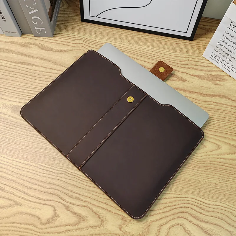 025 Laptop Liner Bag 13-inch Computer Leather Storage Bag Retro Simple Tablet Case
025 Laptop Liner Bag 13-inch Computer Leather Storage Bag Retro Simple Tablet Case