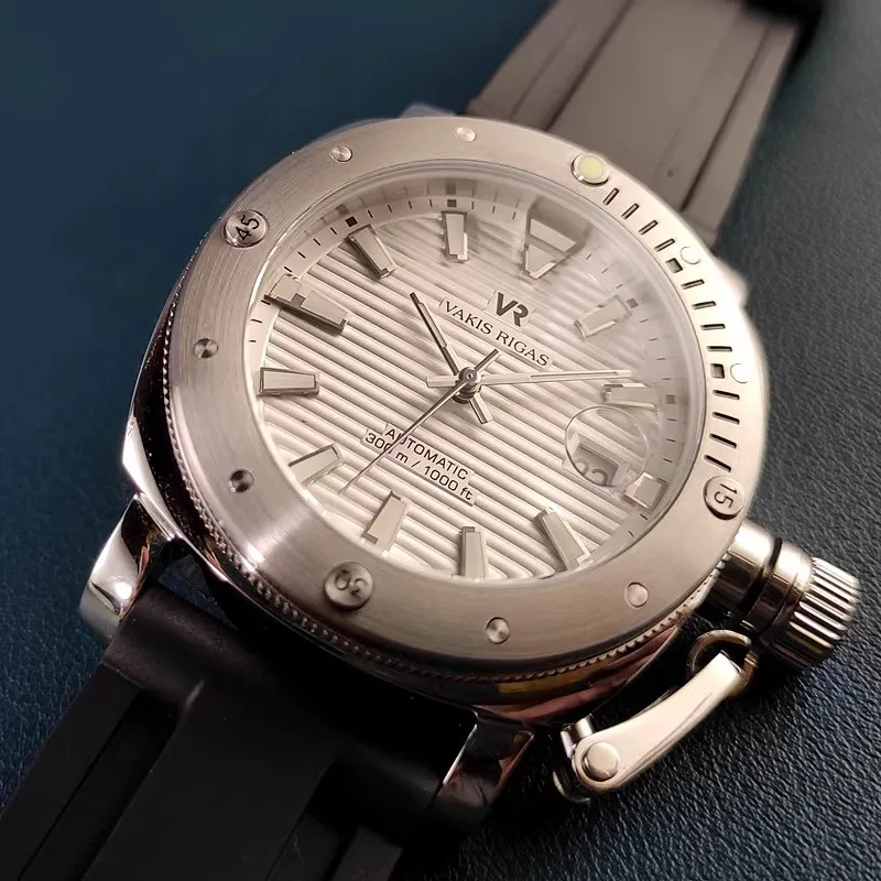 Мужские автоматические механические часы 44 мм, итальянская мода, королевский темно-синий, памятные, японский механизм NH35A, светящийся, водонепроницаемый, большой
Мужские автоматические механические часы 44 мм, итальянская мода, королевский темно-синий, памятные, японский механизм NH35A, светящийся, водонепроницаемый, большой