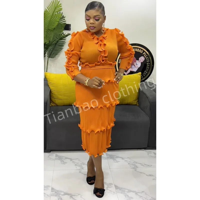 Miyake Pleated Elegant Dress Women's 2025 New Stitching Dense Edge Long-sleeved V-neck Loose Large Size Casual Mid-length Skirt 
Miyake Pleated Elegant Dress Women's 2025 New Stitching Dense Edge Long-sleeved V-neck Loose Large Size Casual Mid-length Skirt