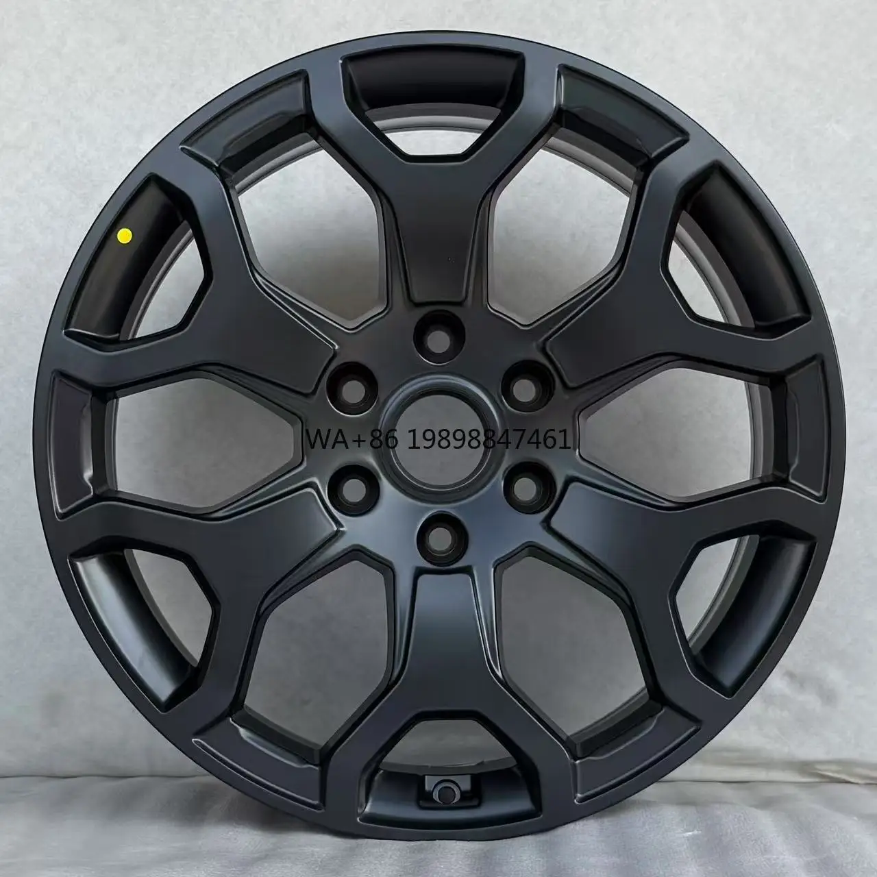 Колесные диски 8J Forged из матового черного алюминиевого сплава, новые, оригинальные, заводские, для модификации автомобилей, класса люкс, с возможностью индивидуальной настройки.
Колесные диски 8J Forged из матового черного алюминиевого сплава, новые, оригинальные, заводские, для модификации автомобилей, класса люкс, с возможностью индивидуальной настройки.