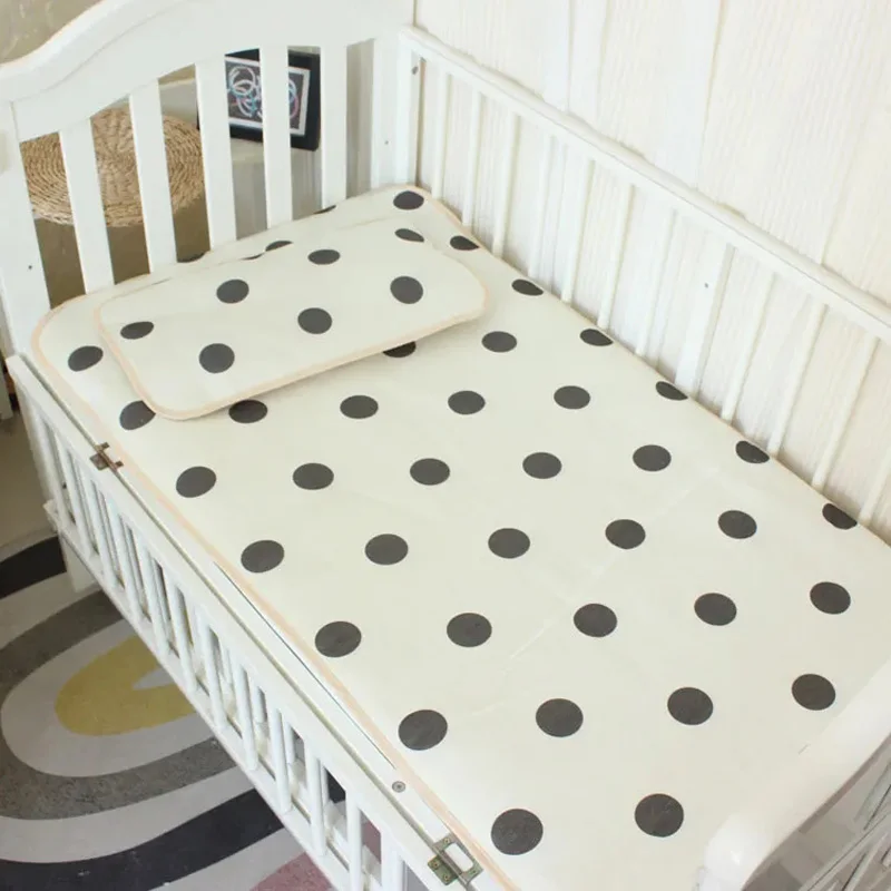 Cartoon Newborn Bed Ice Silk Fiber Summer Mat Non-slip Children's Bed Breathable Cool Pad kindergarten Baby Summer Nap Mat
Cartoon Newborn Bed Ice Silk Fiber Summer Mat Non-slip Children's Bed Breathable Cool Pad kindergarten Baby Summer Nap Mat