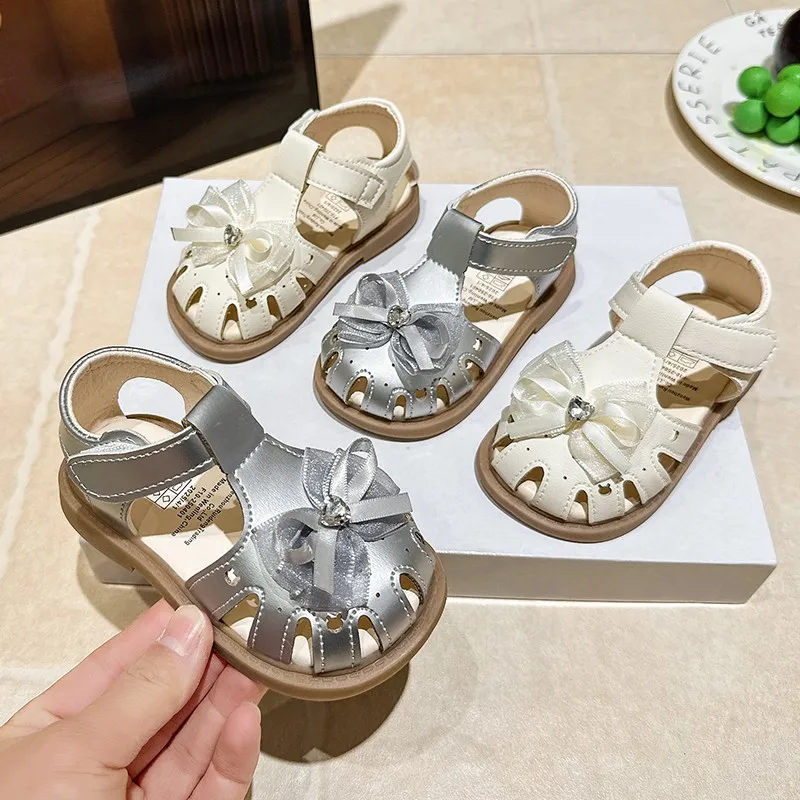 Baby Girls Mary Jane Sandals with Cute Bow 2026 New Summer Toddler Beach Shoes Non-slip Trendy Princess Party Wedding Daily Wear
Baby Girls Mary Jane Sandals with Cute Bow 2026 New Summer Toddler Beach Shoes Non-slip Trendy Princess Party Wedding Daily Wear