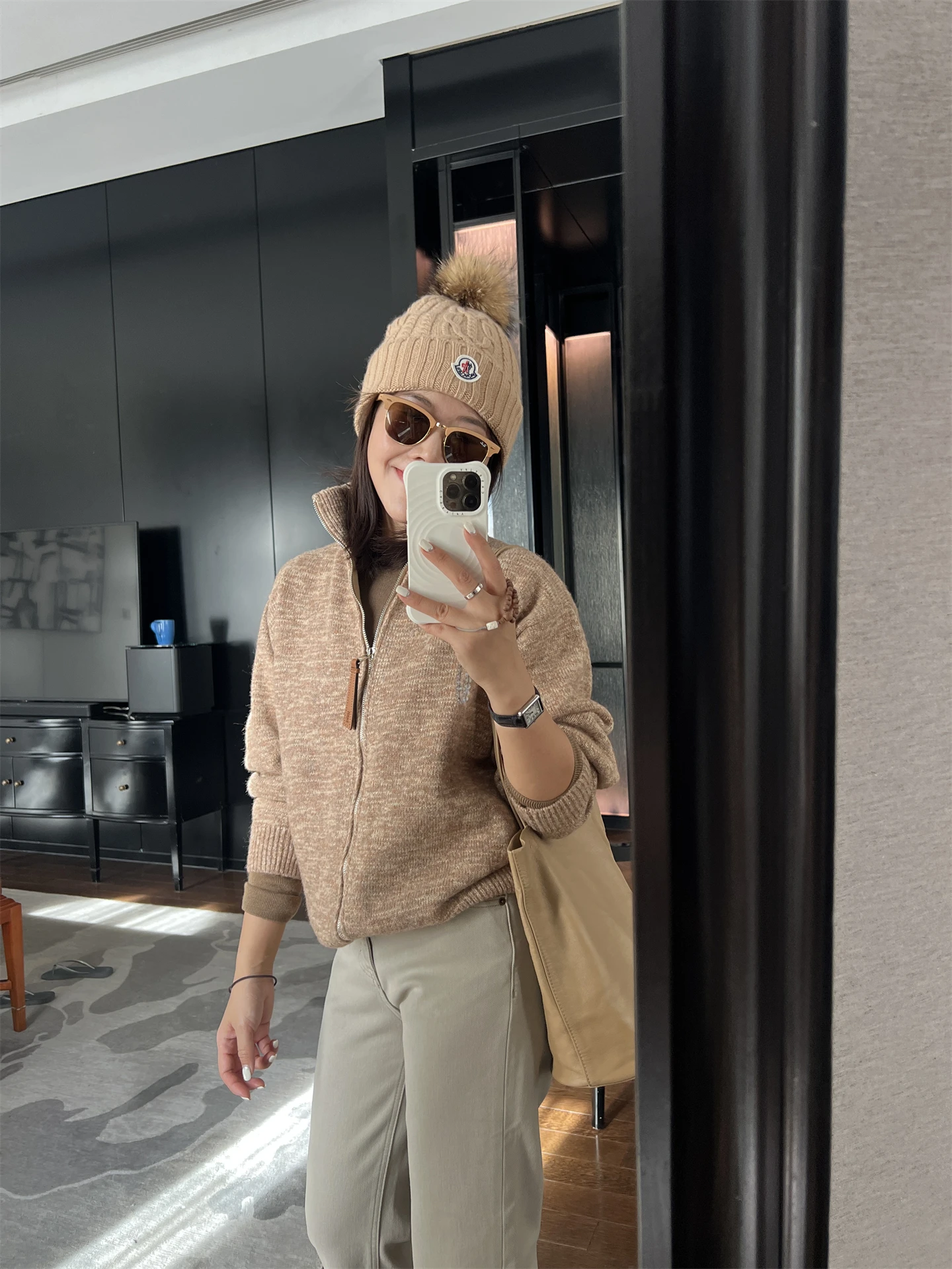 Classic Basic Bla round Ne Wool Knit Base irt Winter New Sle Caramel Brown Knitted Women's Faion Ladies' Sweater
Classic Basic Bla round Ne Wool Knit Base irt Winter New Sle Caramel Brown Knitted Women's Faion Ladies' Sweater