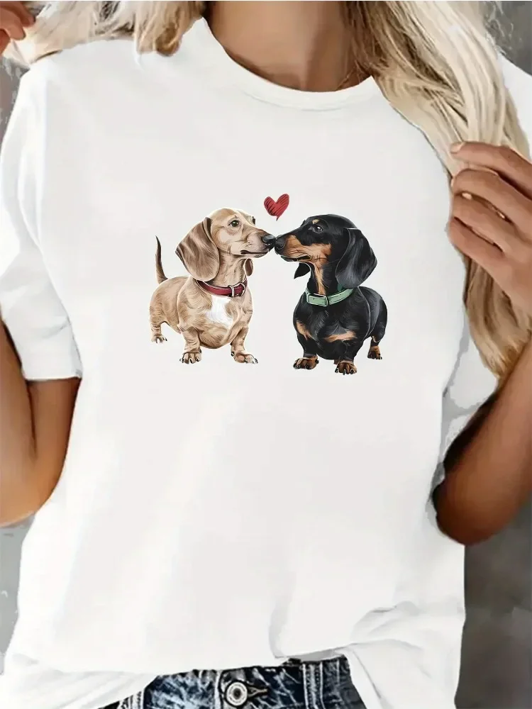 Two Sausage Dogs Kiss Print Casual Round Neck Women's Summer T-shirt Casual Funny Short-sleeved Women's Y2K Top Clothing
Two Sausage Dogs Kiss Print Casual Round Neck Women's Summer T-shirt Casual Funny Short-sleeved Women's Y2K Top Clothing