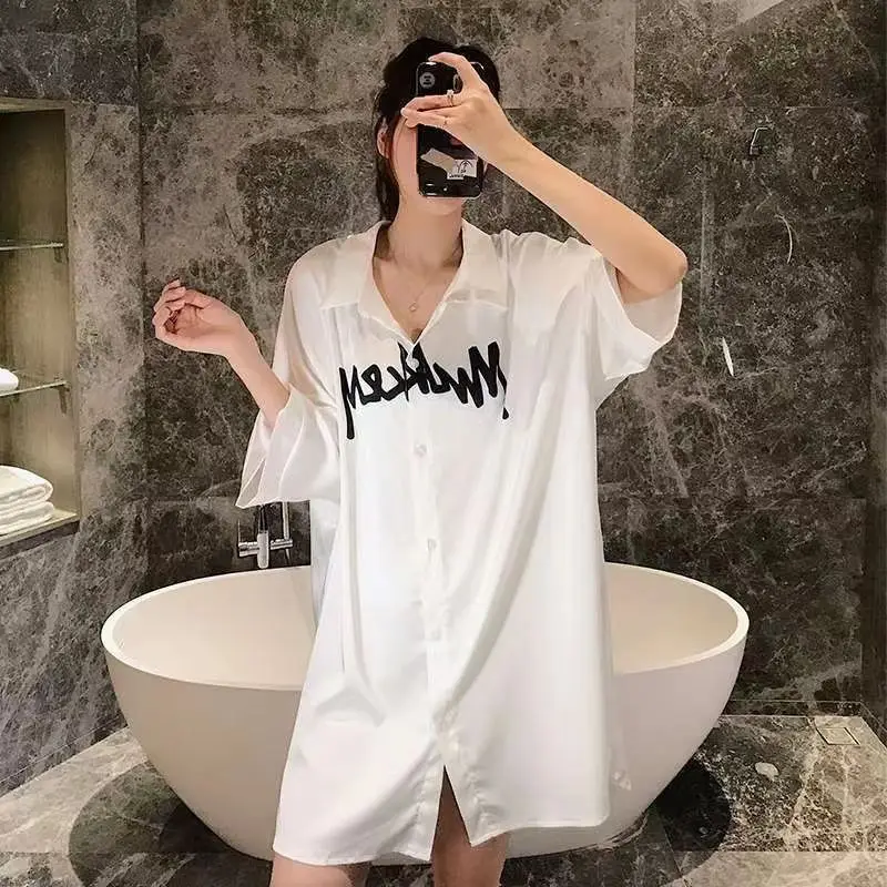 Summer Sweet Butterfly Machine Fox Sleep Dress for Women Loose Large Size Silk Ice Silk Breathable Long Nightgown Outdoor Wear
Summer Sweet Butterfly Machine Fox Sleep Dress for Women Loose Large Size Silk Ice Silk Breathable Long Nightgown Outdoor Wear