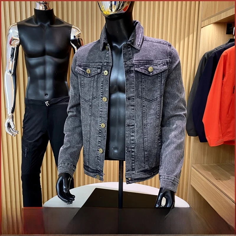 Усовершенствованное эластичное мужское джинсовое пальто с тяжелой талией в стиле ретро, модное осеннее сезонное длинное пальто-стойка
Усовершенствованное эластичное мужское джинсовое пальто с тяжелой талией в стиле ретро, модное осеннее сезонное длинное пальто-стойка