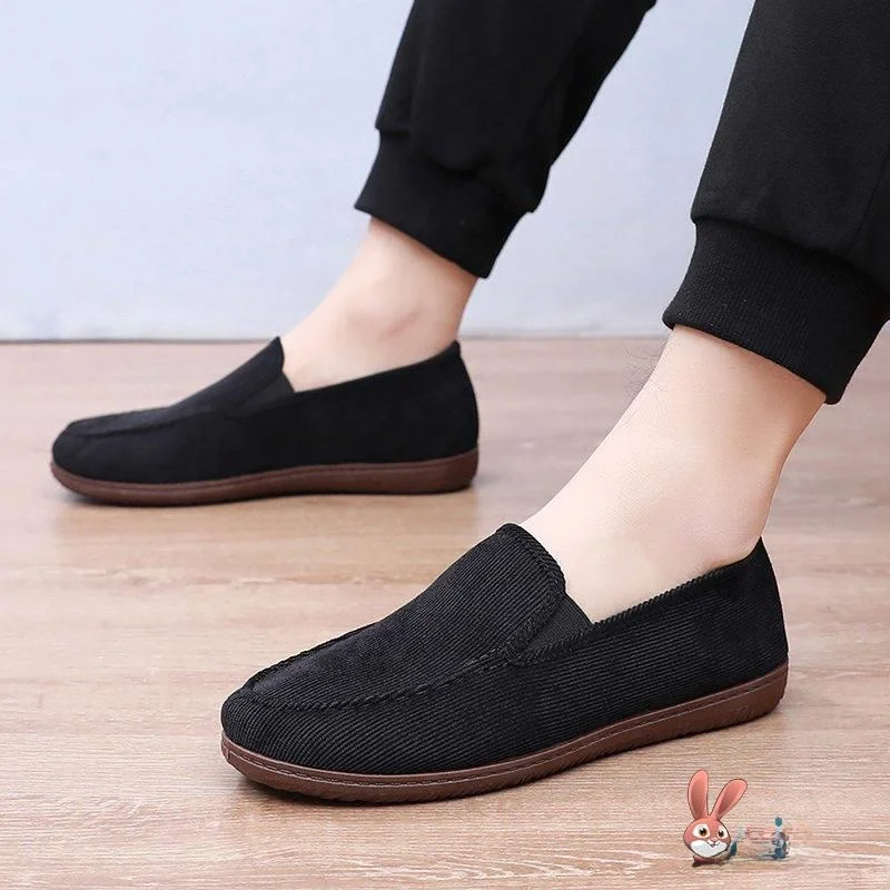 Новые мужские повседневные туфли в корейском стиле из вельвета и ткани, для среднего и молодого возраста, с резиновой подошвой, хлопковые.
Новые мужские повседневные туфли в корейском стиле из вельвета и ткани, для среднего и молодого возраста, с резиновой подошвой, хлопковые.