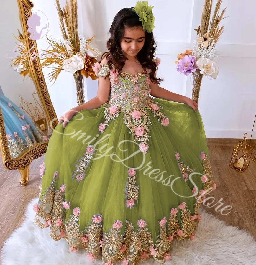 Green Flower Girl Dresses For Wedding Gold Appliques 3D Flower With Bow Kids Birthday Party First Communion Ball Gown
Green Flower Girl Dresses For Wedding Gold Appliques 3D Flower With Bow Kids Birthday Party First Communion Ball Gown