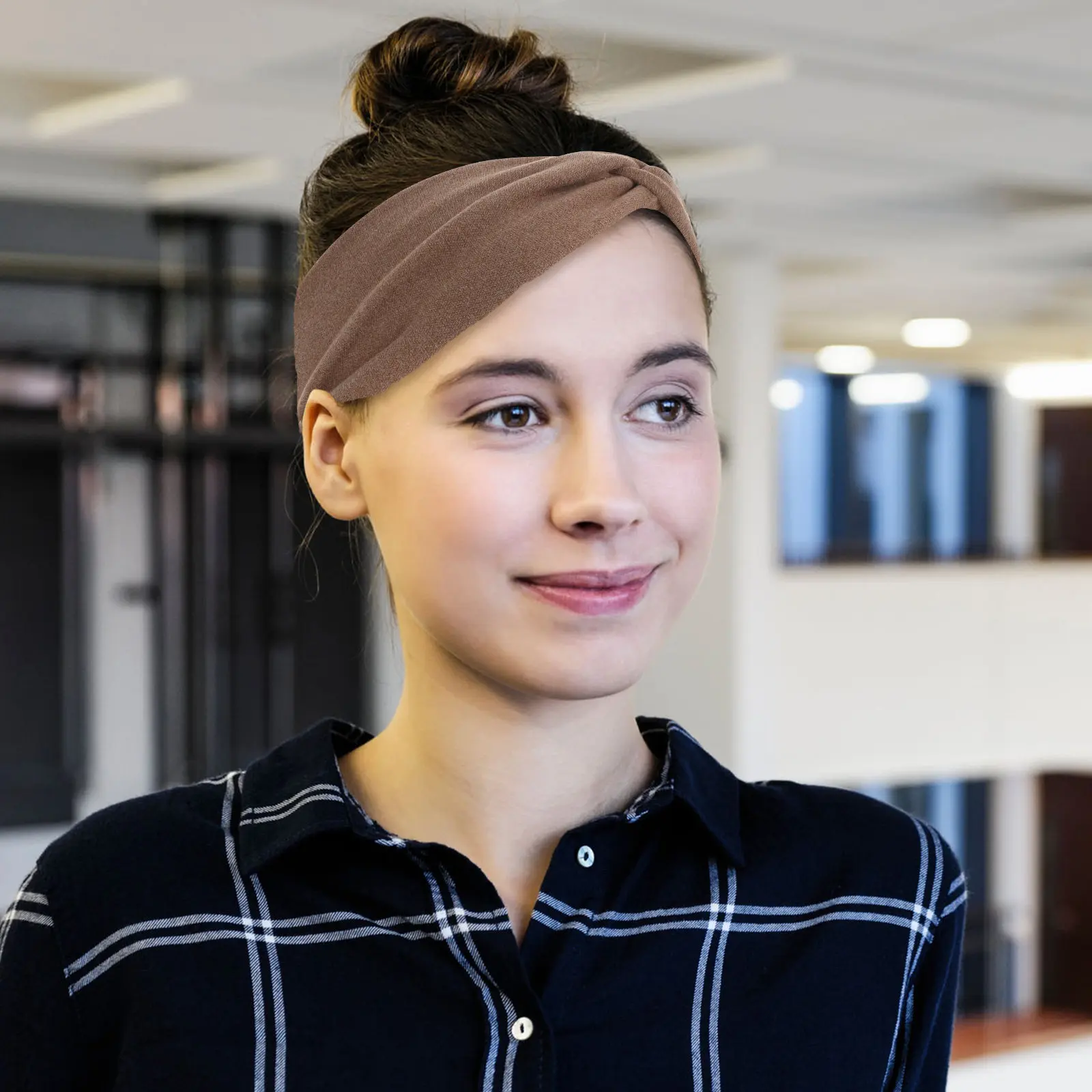 2Pcs Wide Stretchy Women Headbands Knotted Hair Bands Premium Fabric for Yoga Sports Makeup Face Washing Accessories
2Pcs Wide Stretchy Women Headbands Knotted Hair Bands Premium Fabric for Yoga Sports Makeup Face Washing Accessories