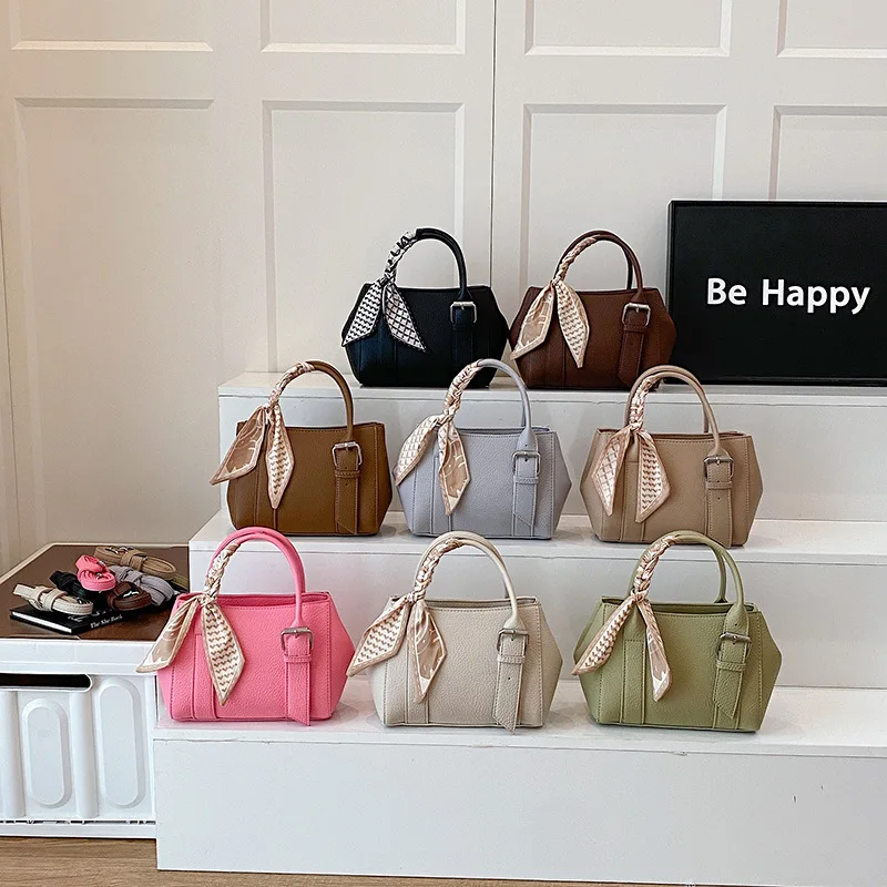 2025 Trendy Niche Retro Bag - Women's Handbag, Stylish Shoulder, Casual All-match, Crossbody
2025 Trendy Niche Retro Bag - Women's Handbag, Stylish Shoulder, Casual All-match, Crossbody