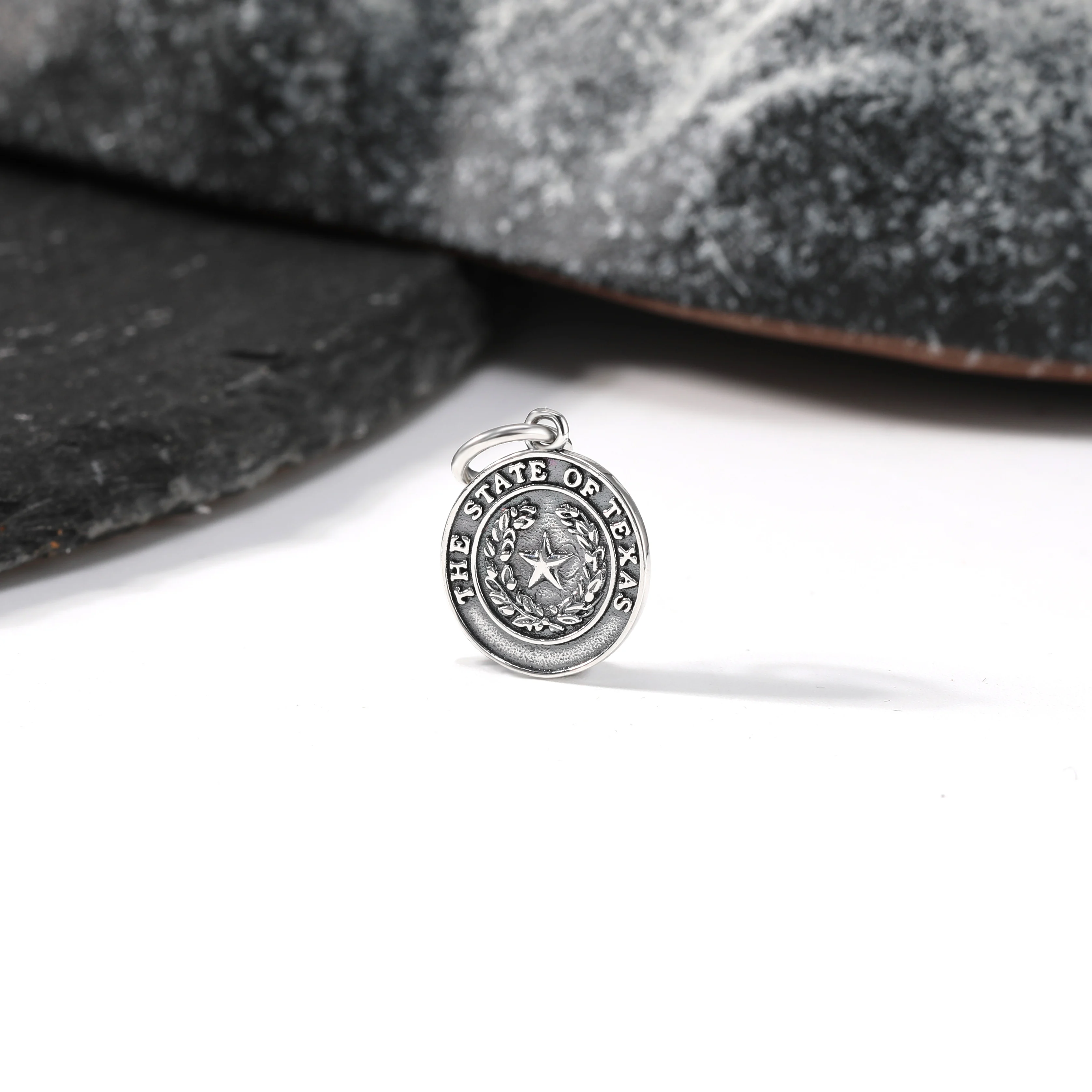 DJ132 Authentic 925 Sterling Silver Fashion Vintage Keychain Pendant Texas Charm Seal Pendant DIY Silver Jewelry
DJ132 Authentic 925 Sterling Silver Fashion Vintage Keychain Pendant Texas Charm Seal Pendant DIY Silver Jewelry
