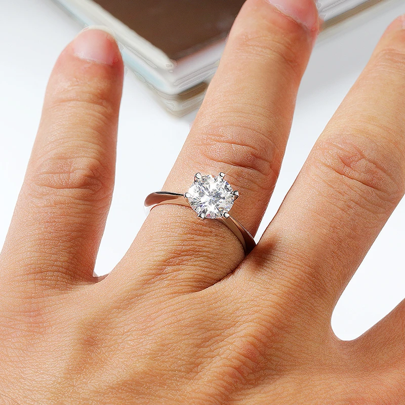 1-5CT Moissanite Ring VVS1 Lab Diamond Solitaire Ring for Women Engagement Promise Wedding Band Jewelry Fine
1-5CT Moissanite Ring VVS1 Lab Diamond Solitaire Ring for Women Engagement Promise Wedding Band Jewelry Fine