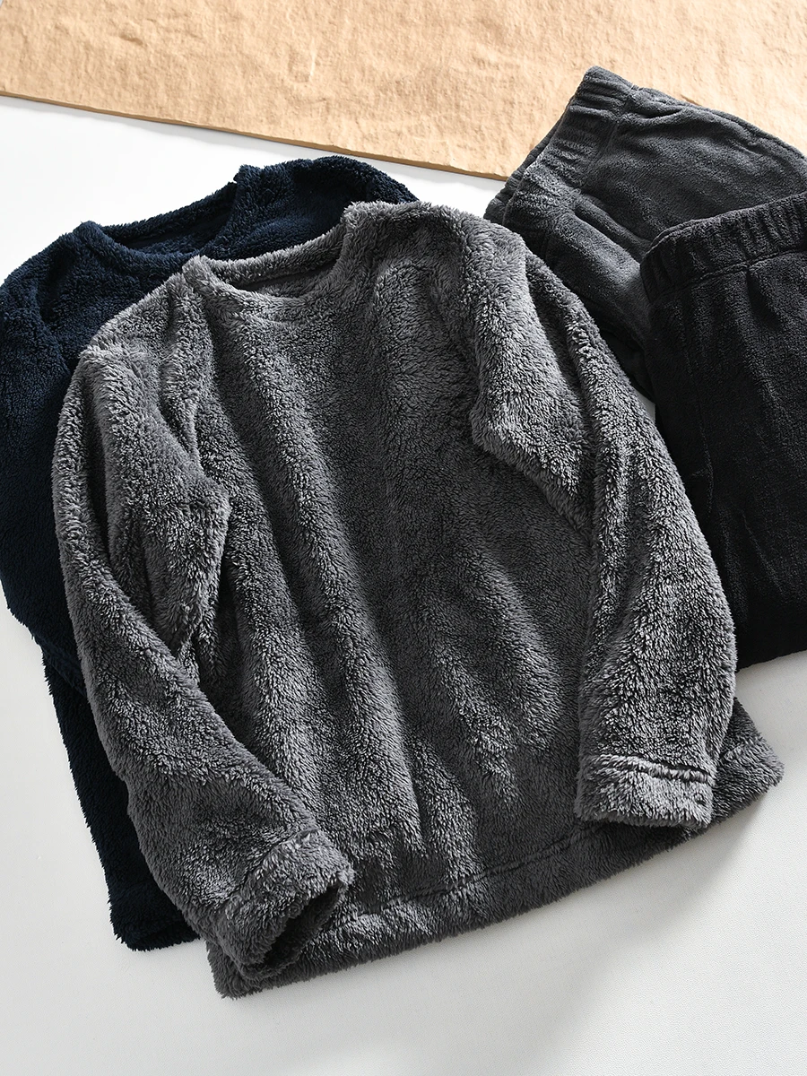 Skin-friendly Warm Pure Color Men's Home Clothes Sleepwear Set Trendy Autumn Winter Long Sleeve round Neck Pullover Sweatshir...
Skin-friendly Warm Pure Color Men's Home Clothes Sleepwear Set Trendy Autumn Winter Long Sleeve round Neck Pullover Sweatshir...