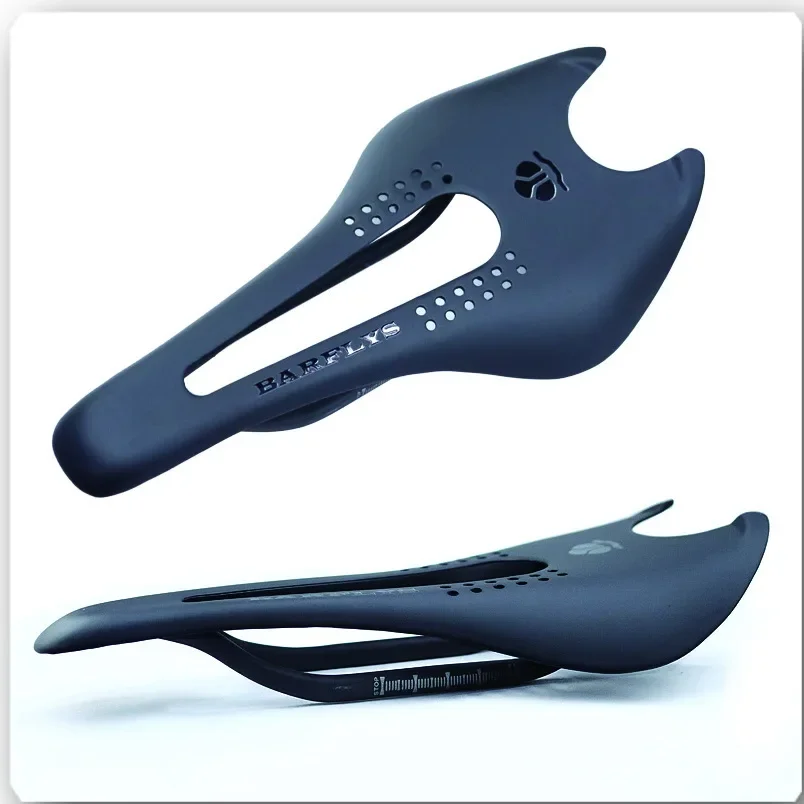 Велосипедное седло из углеродного волокна, велосипедное дорожное велосипедное сиденье из углеродного волокна/MTB, сверхлегкое
Велосипедное седло из углеродного волокна, велосипедное дорожное велосипедное сиденье из углеродного волокна/MTB, сверхлегкое