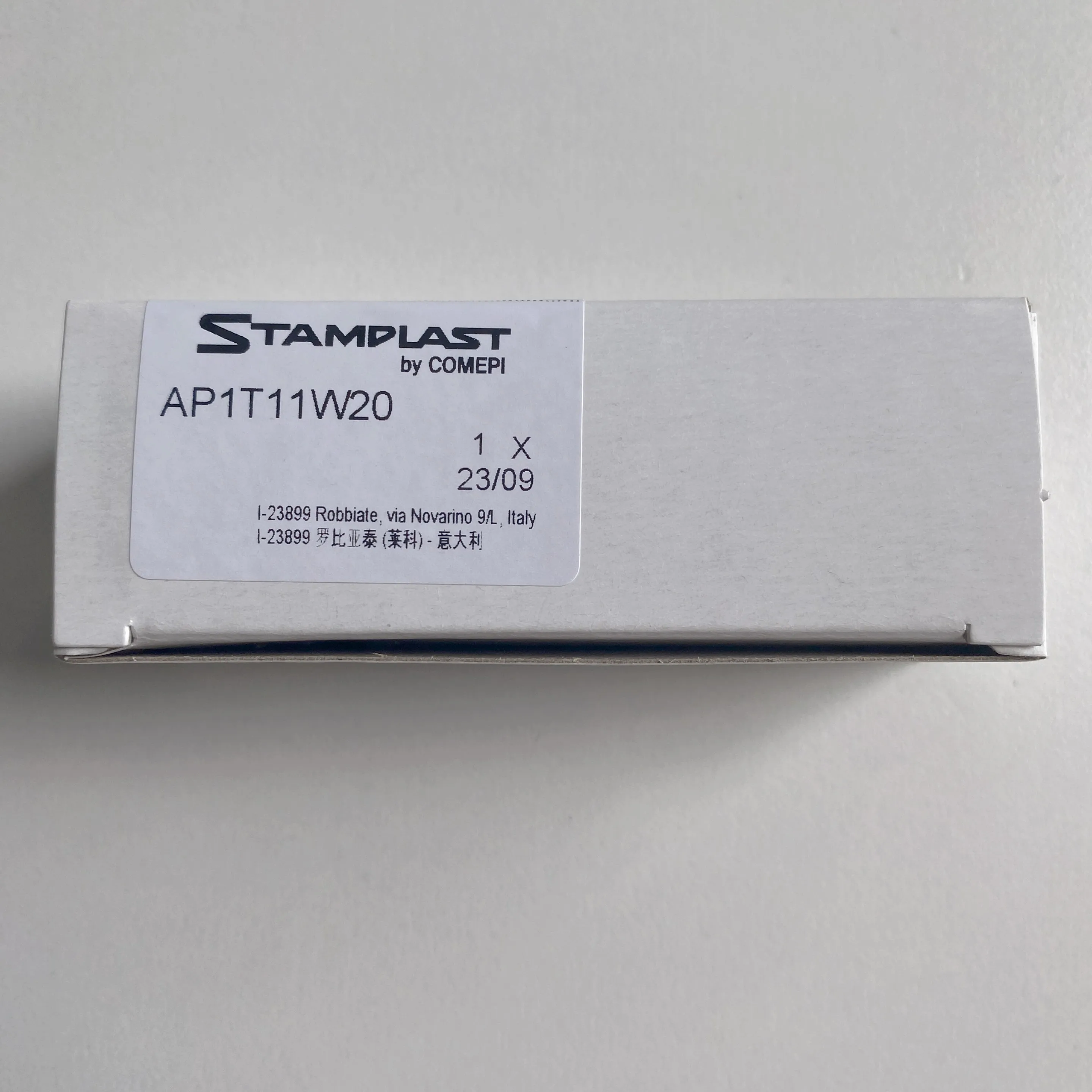 New original COMEPI limited switch AP1T11W20 Two -time open signal contact point
New original COMEPI limited switch AP1T11W20 Two -time open signal contact point