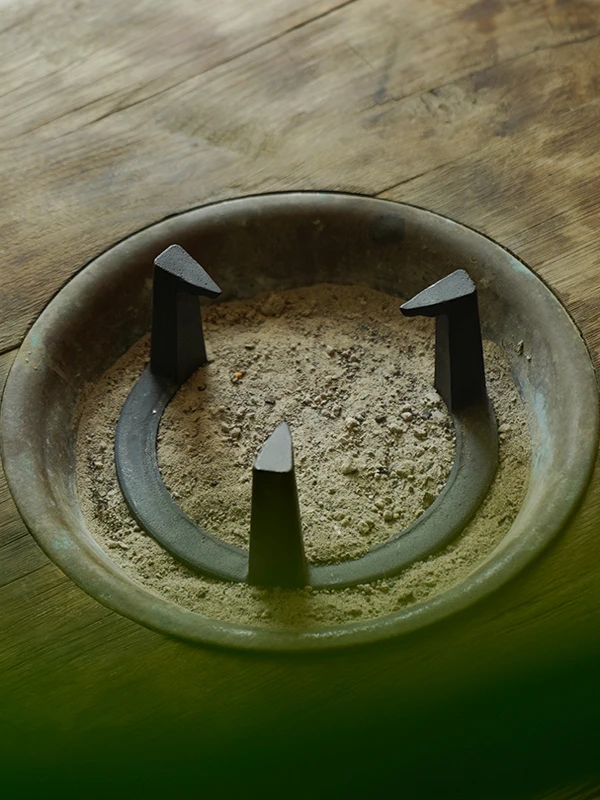 Muchuntang Iron Art Wood Ra Kettle Stand Fire Bowl Wood Stove Base Tripod Charcoal ill Ra Traditional Chinese Sle Tea...
Muchuntang Iron Art Wood Ra Kettle Stand Fire Bowl Wood Stove Base Tripod Charcoal ill Ra Traditional Chinese Sle Tea...