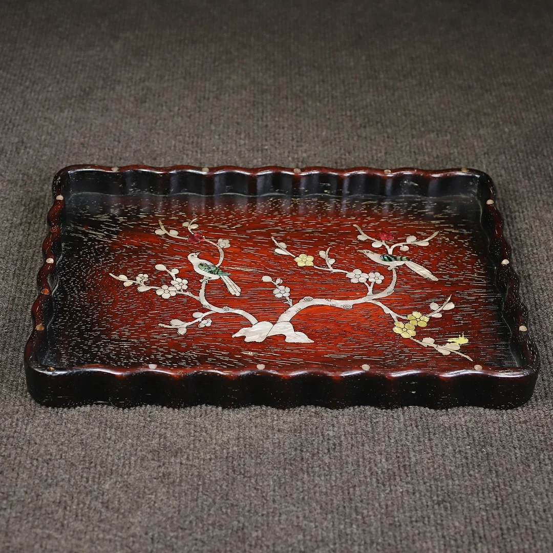 Rosewood Tea Tray With Inlaid Shells And Curved Edges, Storage Tray, Length 35Cm
Rosewood Tea Tray With Inlaid Shells And Curved Edges, Storage Tray, Length 35Cm