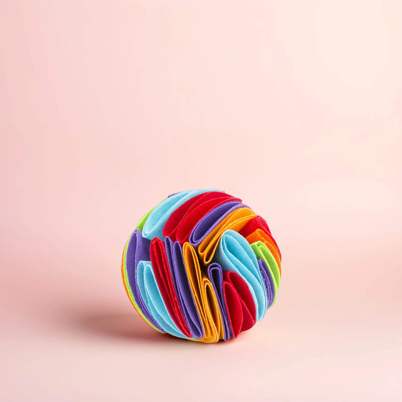 Felt Pet Sniffing Ball Toy Bumps Teeth Cleaning Slow Feeding Groove Holds Food Reusable Dog Chew Molar Leakage Plaything Small
Felt Pet Sniffing Ball Toy Bumps Teeth Cleaning Slow Feeding Groove Holds Food Reusable Dog Chew Molar Leakage Plaything Small