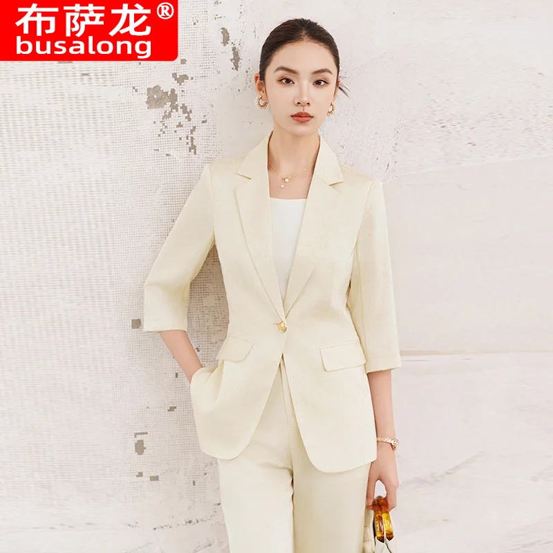 New2025Autumn Winter Hong Kong Style Retro Fashion Small Blazer Women's Woolen Coat Professional Commuting Interview Workwear Ja
New2025Autumn Winter Hong Kong Style Retro Fashion Small Blazer Women's Woolen Coat Professional Commuting Interview Workwear Ja