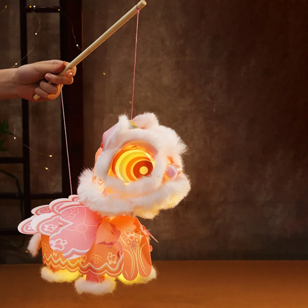 Handmade Lion Dance Lantern Chinese Style Traditional New Year Lantern Year of The Horse Portable Ancient Luminous Lantern
Handmade Lion Dance Lantern Chinese Style Traditional New Year Lantern Year of The Horse Portable Ancient Luminous Lantern