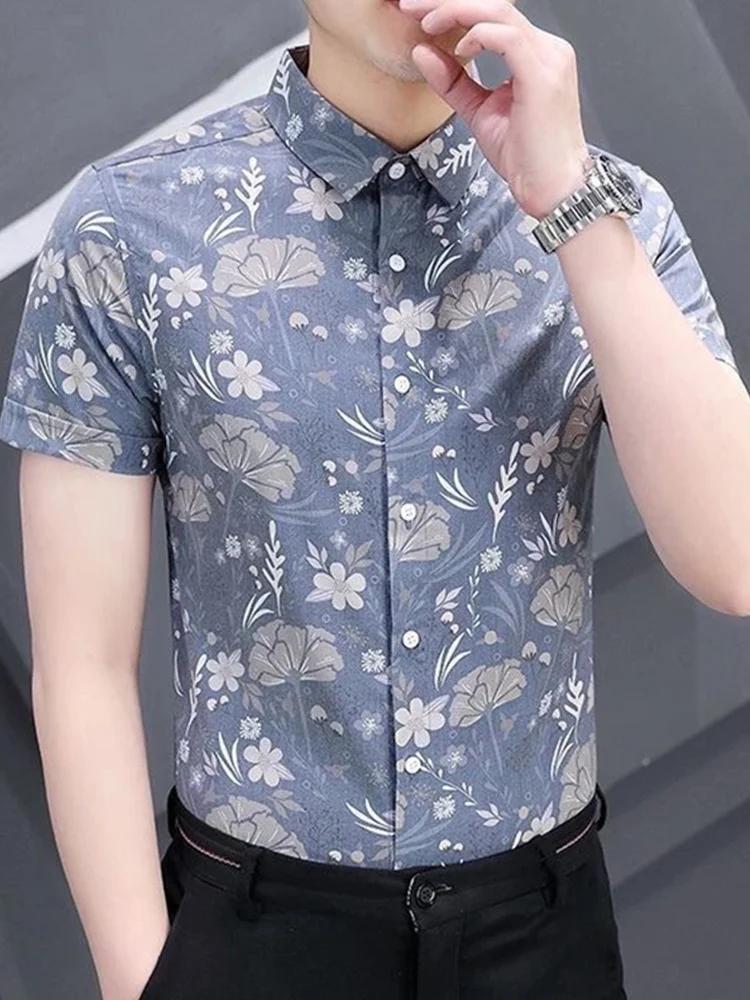 Fashionable Printed Half Sleeve Shirt Men's Hairstylist Short Sleeve Slim Fit Summer Personality Floral Shirt Youth Trendy Ic...
Fashionable Printed Half Sleeve Shirt Men's Hairstylist Short Sleeve Slim Fit Summer Personality Floral Shirt Youth Trendy Ic...
