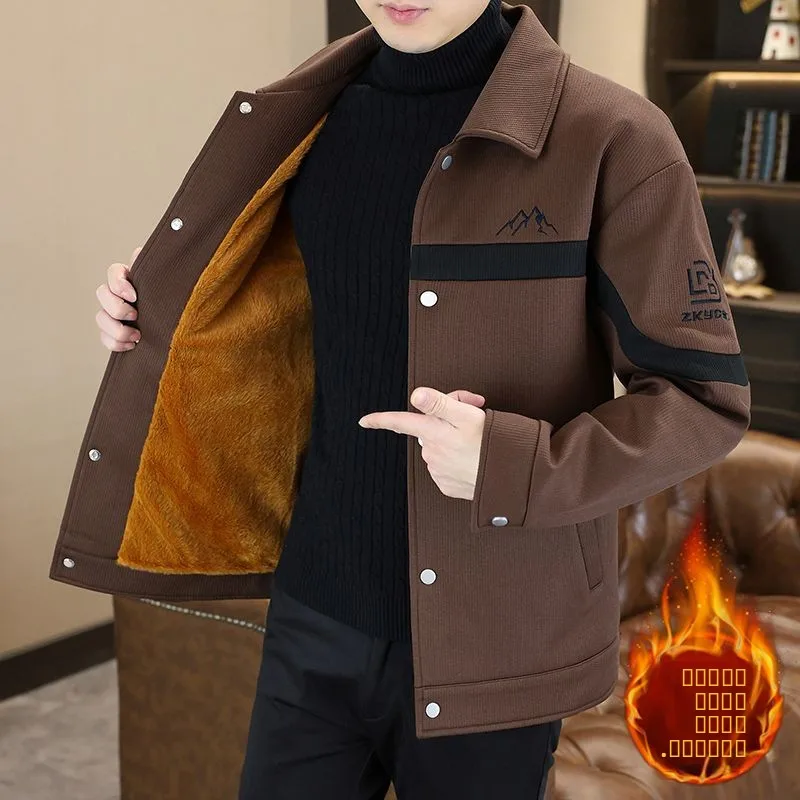 Мужская куртка с флисовой подкладкой и воротником-стойкой, молодежная повседневная верхняя одежда премиум-класса для осени и зимы, вязаный свитер с внутренней отделкой из ПУ материала
Мужская куртка с флисовой подкладкой и воротником-стойкой, молодежная повседневная верхняя одежда премиум-класса для осени и зимы, вязаный свитер с внутренней отделкой из ПУ материала