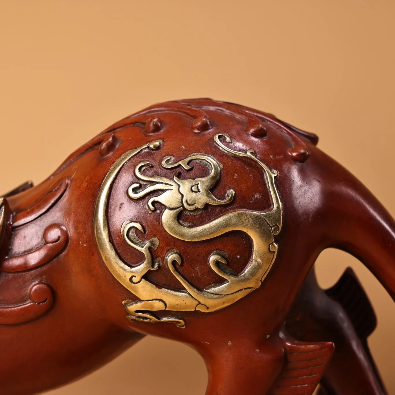 9-дюймовая тибетская старая бронза, позолоченная серебряная рельефная текстура дракона, статуя храбрых войск Pixiu, единорог, пара городской дом
9-дюймовая тибетская старая бронза, позолоченная серебряная рельефная текстура дракона, статуя храбрых войск Pixiu, единорог, пара городской дом