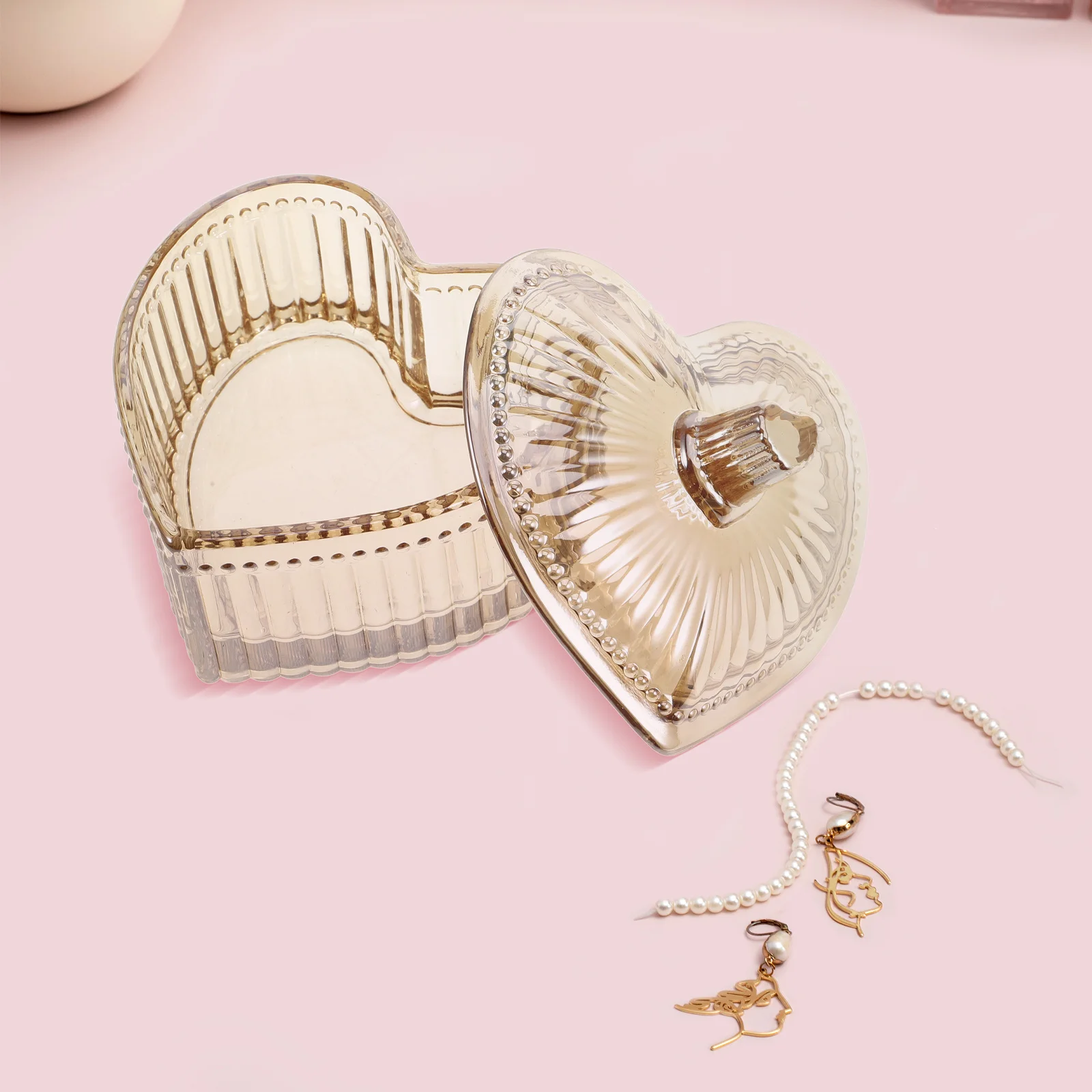 Heart Shape Glass Jewelry Storage Jar Long-Lasting Clear Trinket Box Decorative Organizer for Earrings Necklaces Rings Desktop
Heart Shape Glass Jewelry Storage Jar Long-Lasting Clear Trinket Box Decorative Organizer for Earrings Necklaces Rings Desktop