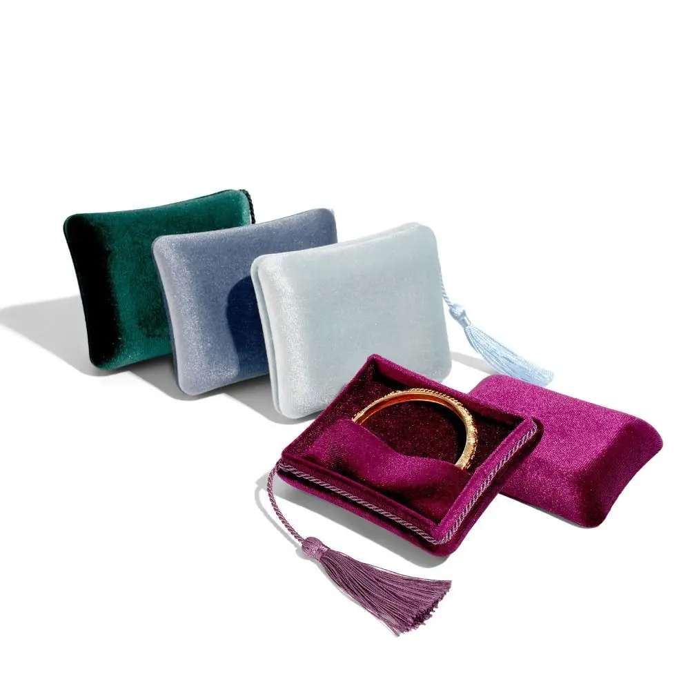 New Velvet Tassel Jewelry Box Portable Soft Storage Box Multifunctional Storage Packaging
New Velvet Tassel Jewelry Box Portable Soft Storage Box Multifunctional Storage Packaging