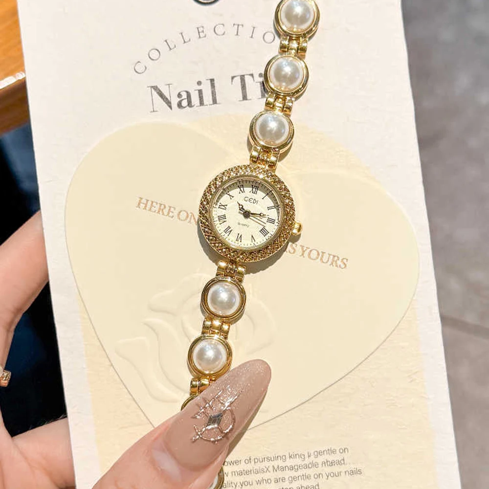 Vintage Watches Women GEDI Elegant Gold Roman Numerals Pearl Bracelet Ladies Fashion Dress Watch Girlfriend Gifts Reloj Mujer
Vintage Watches Women GEDI Elegant Gold Roman Numerals Pearl Bracelet Ladies Fashion Dress Watch Girlfriend Gifts Reloj Mujer
