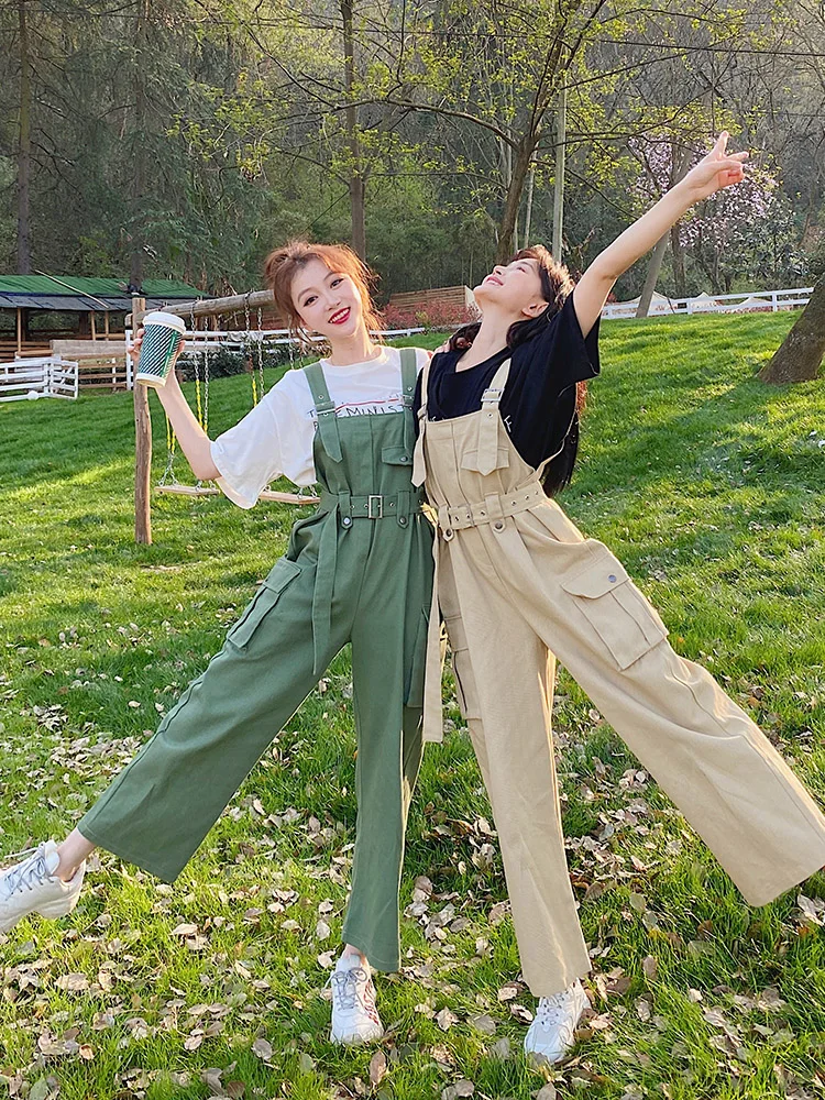 Модный женский рабочий комбинезон на лето 2026: уникальный дизайн, премиальный вид, молодежный стиль, цельный, с высокой талией и широкими штанинами
Модный женский рабочий комбинезон на лето 2026: уникальный дизайн, премиальный вид, молодежный стиль, цельный, с высокой талией и широкими штанинами