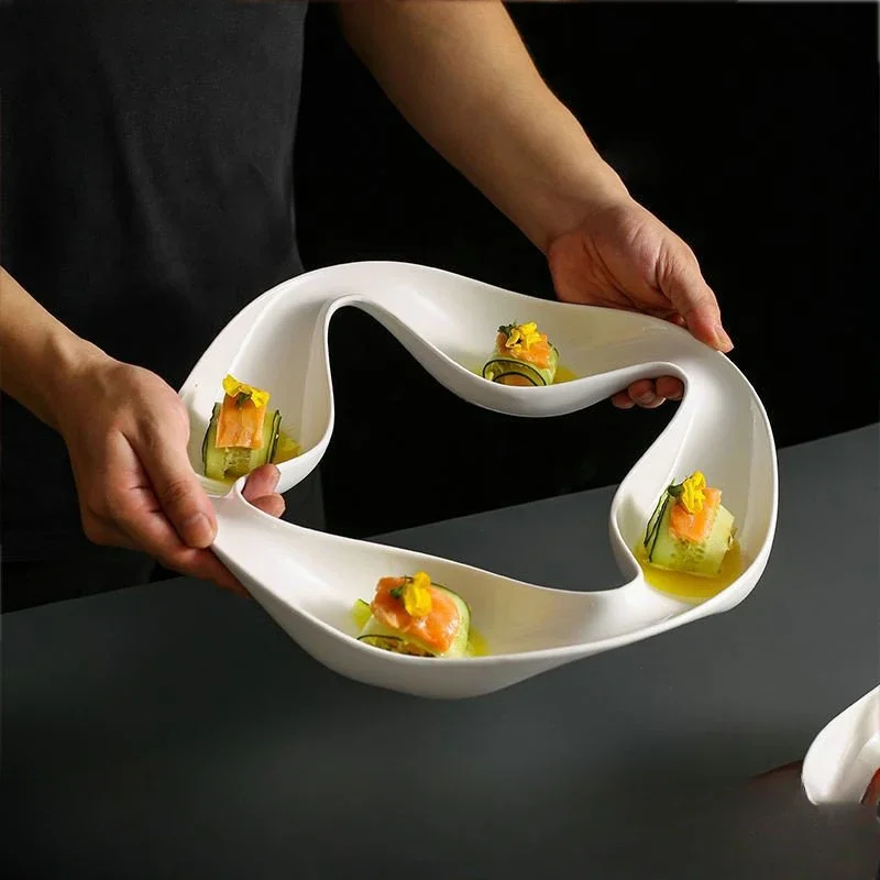 Белая керамическая тарелка для семейной вечеринки, ужин, тарелка для жареного стейка, основная тарелка для ресторана, креативное украшение для еды, десертная тарелка
Белая керамическая тарелка для семейной вечеринки, ужин, тарелка для жареного стейка, основная тарелка для ресторана, креативное украшение для еды, десертная тарелка