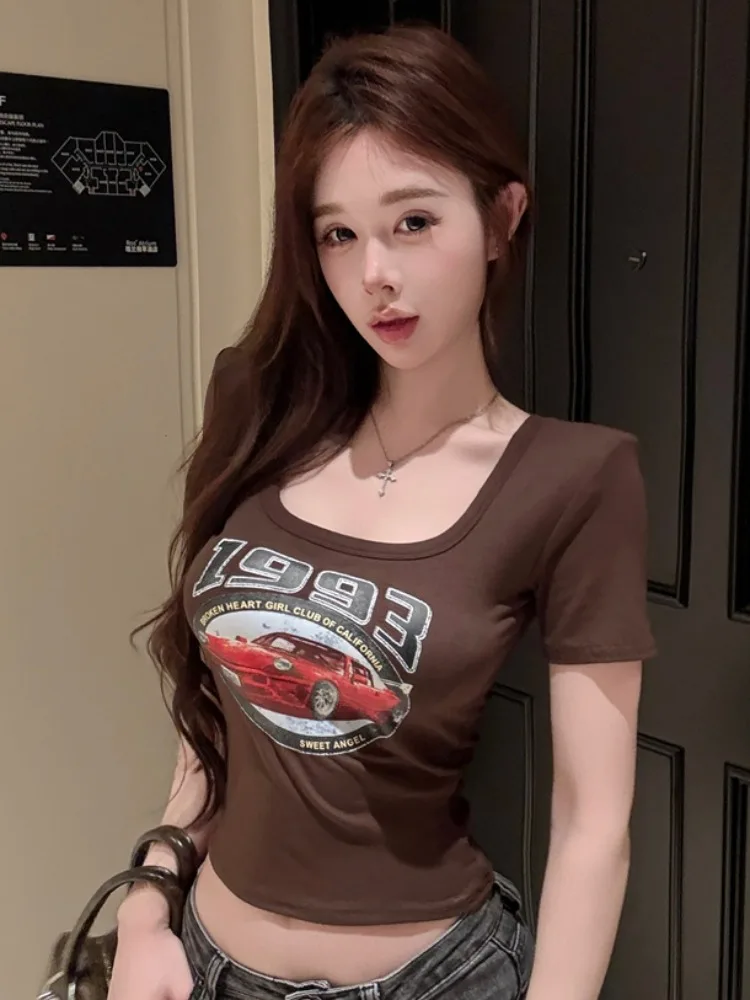 American Retro Sport Style Short Sleeve T-Shirt Women's Summer New Pure Desire Spicy Girl Slim Square Collar Short Top
American Retro Sport Style Short Sleeve T-Shirt Women's Summer New Pure Desire Spicy Girl Slim Square Collar Short Top
