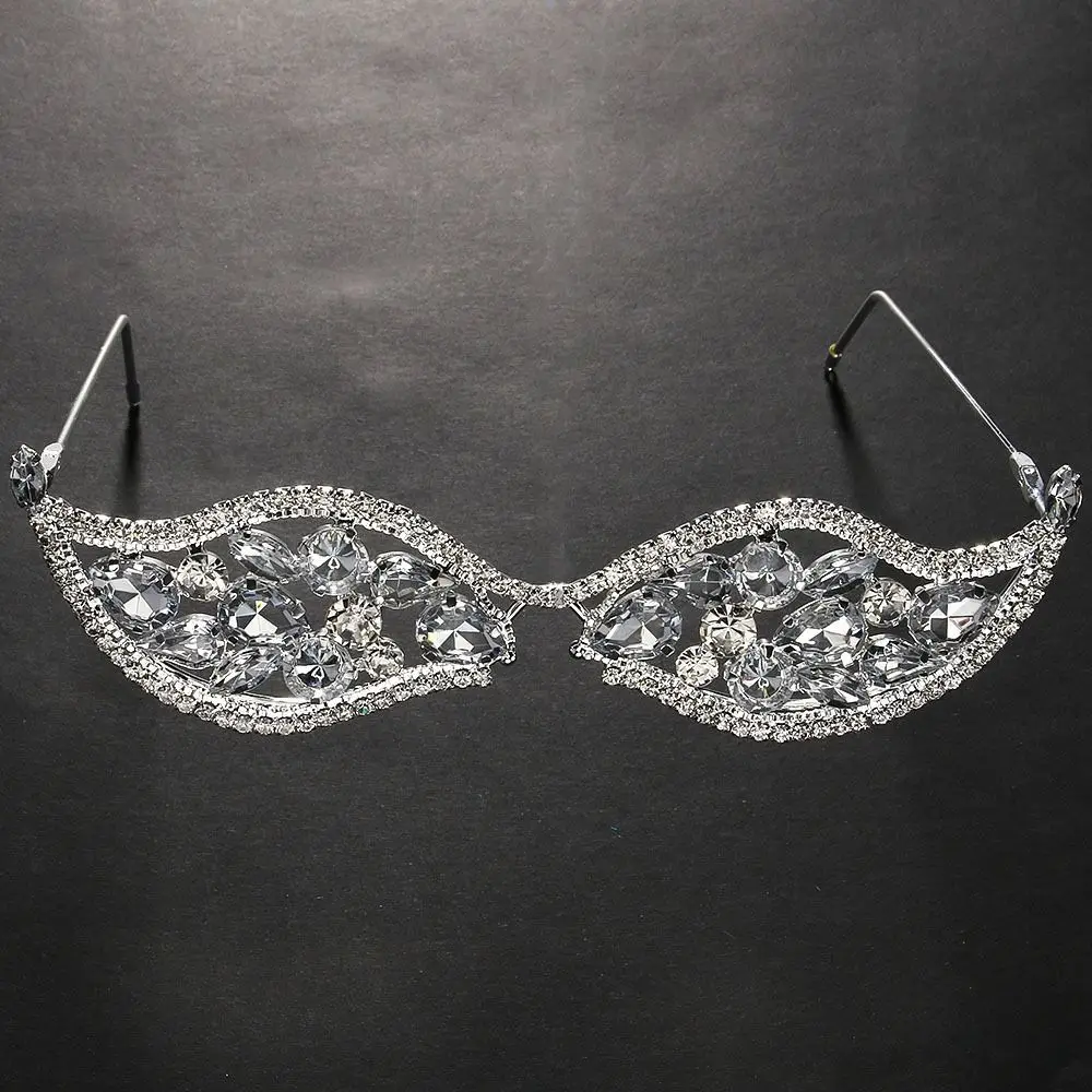Irregular Rhinestone Eyeglass Frame Light Luxury Sparkling Face Eyewear Decoration Party Jewelry Vintage Exaggerate Eyeglasses
Irregular Rhinestone Eyeglass Frame Light Luxury Sparkling Face Eyewear Decoration Party Jewelry Vintage Exaggerate Eyeglasses