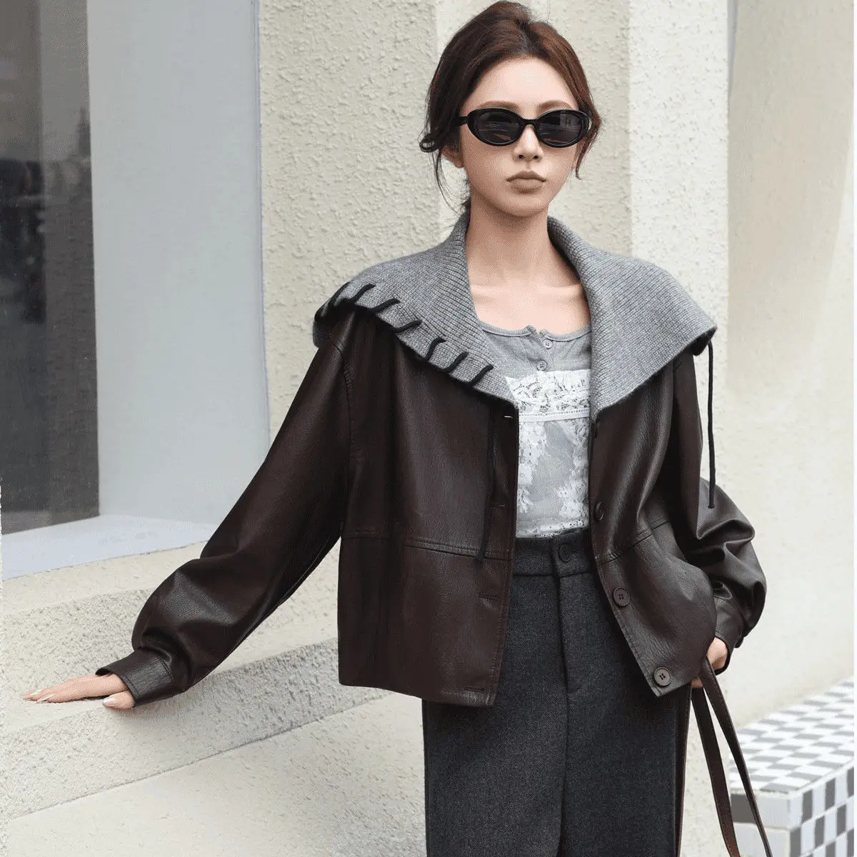 Navy Lapel Leather Jacket Long-Sleeved Jacket Women Spring Autumn New Niche Design High-End Casual Versatile Jacket Top
Navy Lapel Leather Jacket Long-Sleeved Jacket Women Spring Autumn New Niche Design High-End Casual Versatile Jacket Top