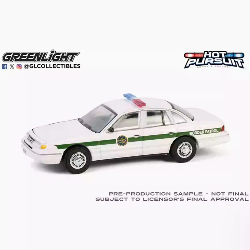 Литой под давлением сплав Greenlight 1:64 1983 LTD Корона Виктории/1997 Корона Виктории Модель автомобиля Статические украшения Коллекционные подарочные игрушки
Литой под давлением сплав Greenlight 1:64 1983 LTD Корона Виктории/1997 Корона Виктории Модель автомобиля Статические украшения Коллекционные подарочные игрушки