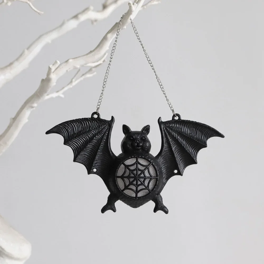 1Pc Halloween Glowing Bat LED Night Light Hanging Lamp Halloween Decorative Props Garden Room Decoration Bat Lantern Wall Tree
1Pc Halloween Glowing Bat LED Night Light Hanging Lamp Halloween Decorative Props Garden Room Decoration Bat Lantern Wall Tree